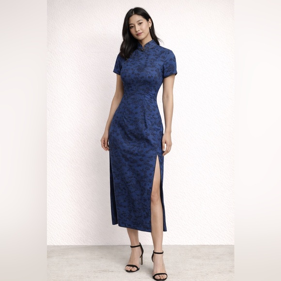 Dresses & Skirts - 🌹 Luxe Floral Brocade Qipao Dress | Asian Cheongsam Style | Satin Silk Look 🌹